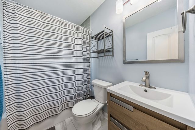 632 12th Street, West Des Moines, IA 50265