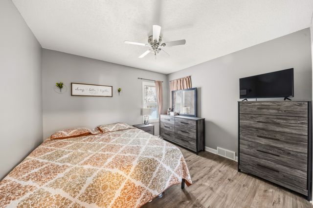 632 12th Street, West Des Moines, IA 50265