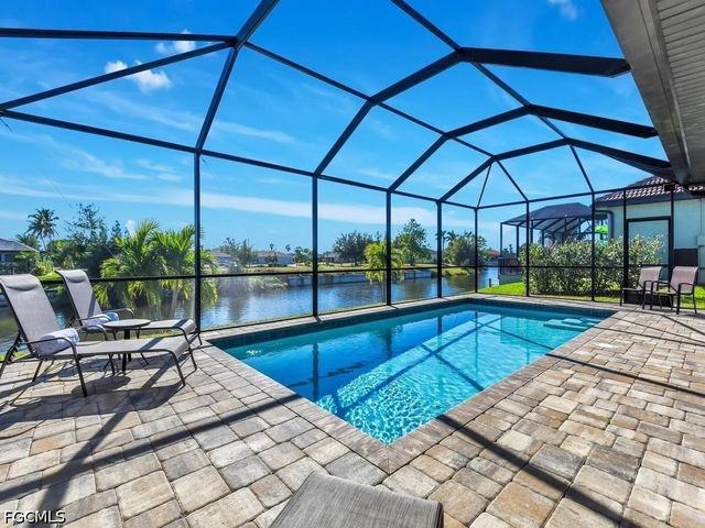 1100 SW 36th TER, Cape Coral, FL 33914