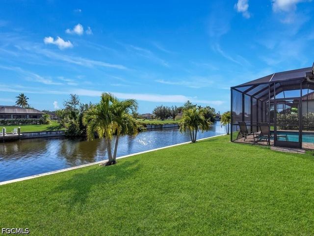 1100 SW 36th TER, Cape Coral, FL 33914