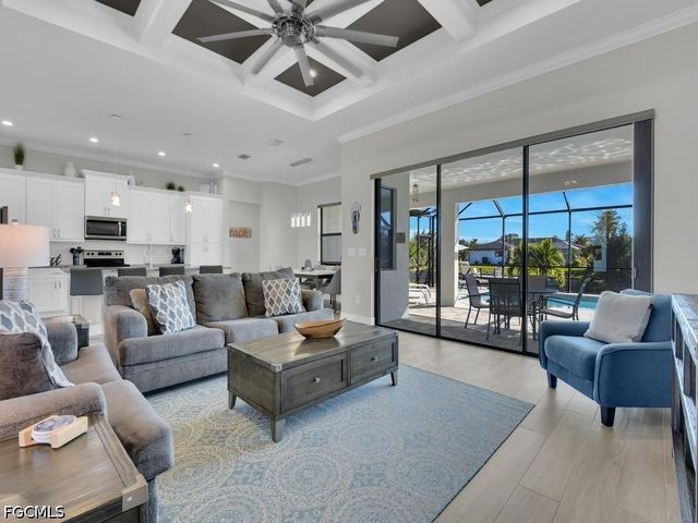 1100 SW 36th TER, Cape Coral, FL 33914