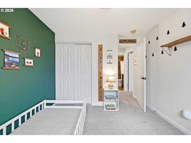 1812 Se 182ND Pl, Vancouver, WA 98683