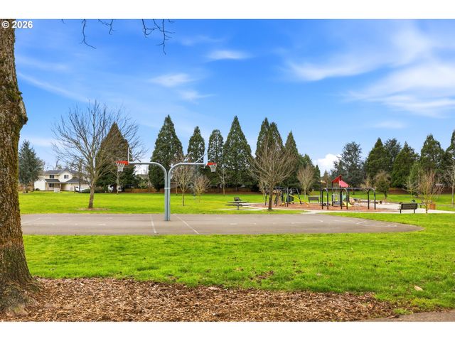 1812 Se 182ND Pl, Vancouver, WA 98683