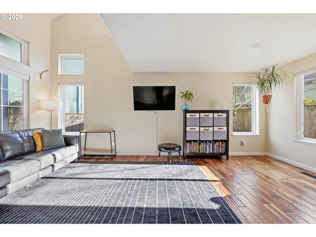 1812 Se 182ND Pl, Vancouver, WA 98683