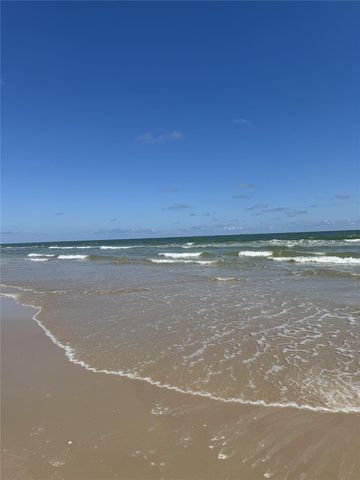 3114 Shady Creek Lane, Oyster Creek, TX 77541