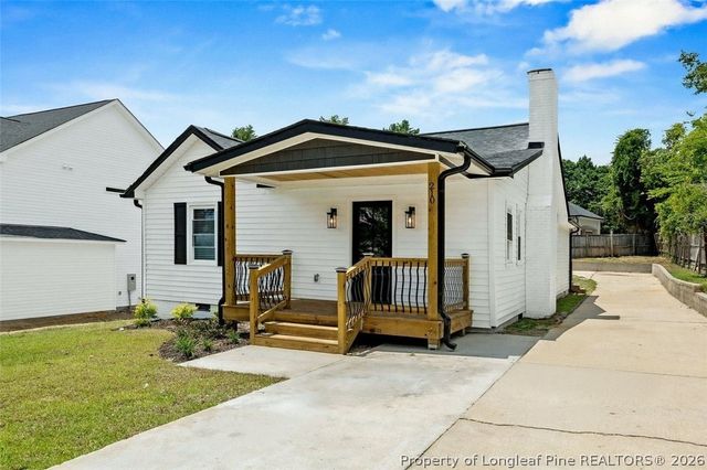 210 Blueridge Road, Fayetteville, NC 28303
