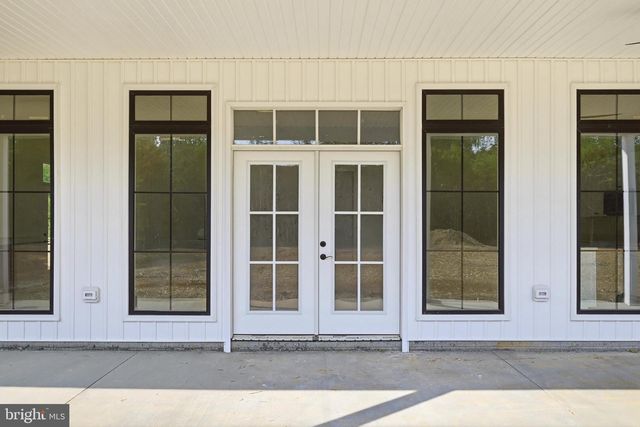 222 MESSICK RD, Strasburg, VA 22657