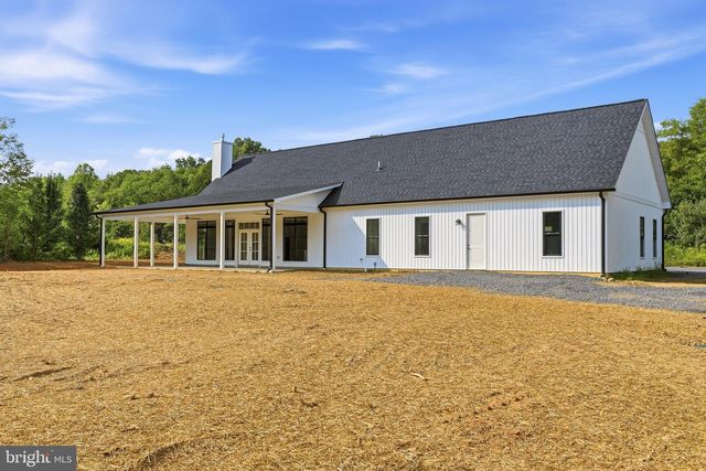 222 MESSICK RD, Strasburg, VA 22657