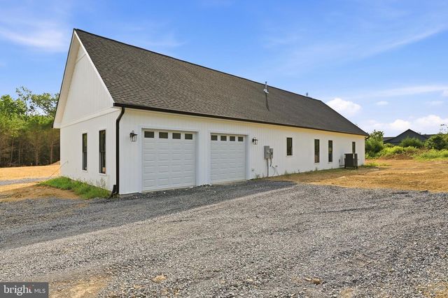 222 MESSICK RD, Strasburg, VA 22657