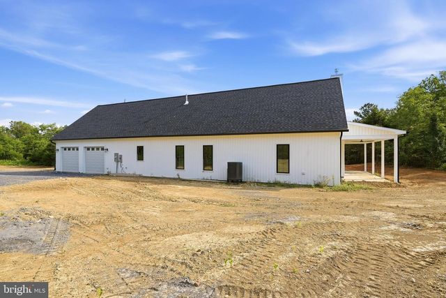 222 MESSICK RD, Strasburg, VA 22657