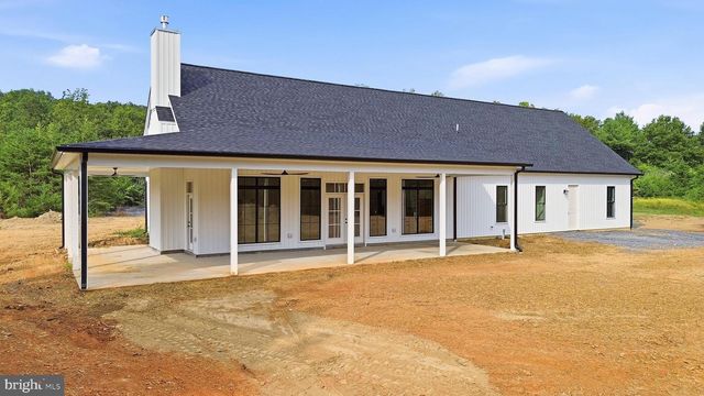 222 MESSICK RD, Strasburg, VA 22657