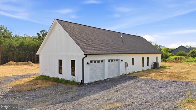 222 MESSICK RD, Strasburg, VA 22657