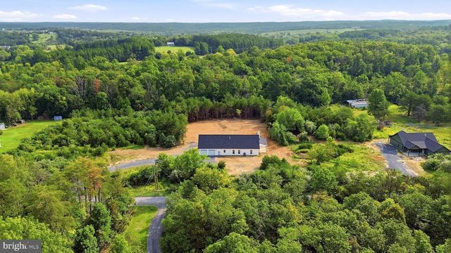 222 MESSICK RD, Strasburg, VA 22657