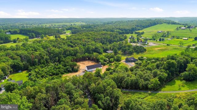 222 MESSICK RD, Strasburg, VA 22657