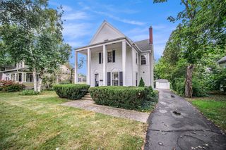 305 E Michigan Avenue, Saline, MI 48176