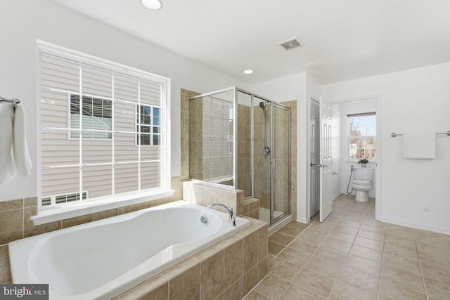 42637 WILLOW BEND DR, Brambleton, VA 20148