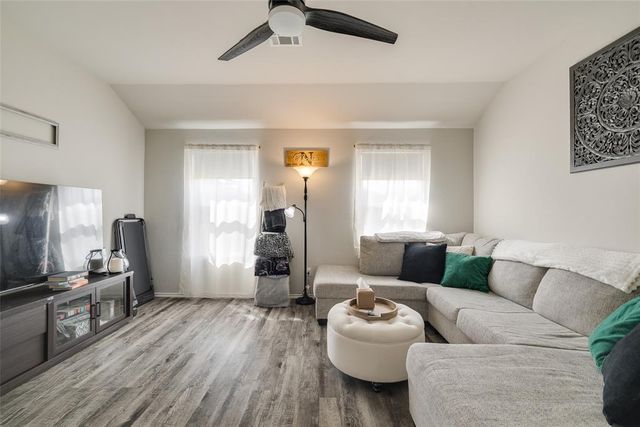 303 Waterside Drive, Newcastle, OK 73065