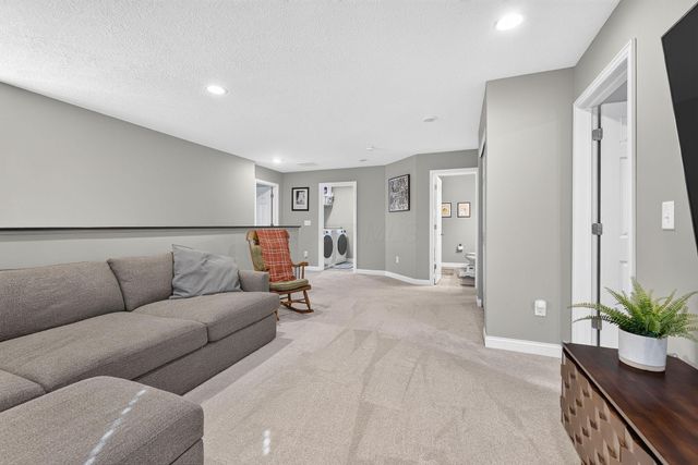 3492 Shoal Way, Powell, OH 43065