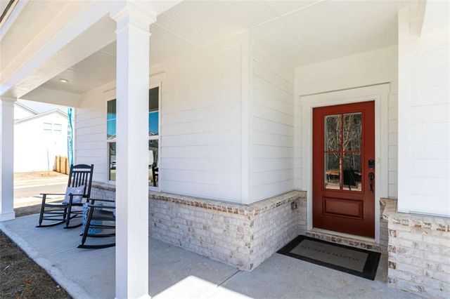 153 Chattahoochee Circle, Locust Grove, GA 30248