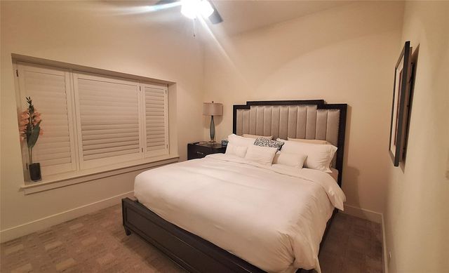 130 Squires DR, Lakeway, TX 78734