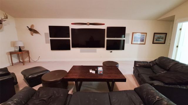 130 Squires DR, Lakeway, TX 78734