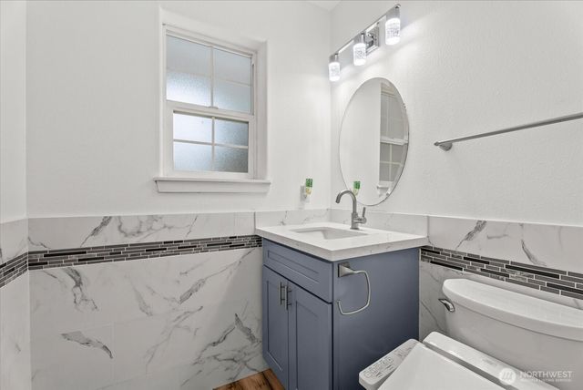 14007 49th Avenue W, Edmonds, WA 98026