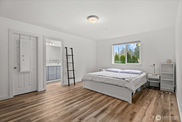 14007 49th Avenue W, Edmonds, WA 98026