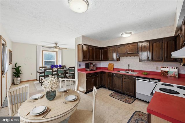 2863 CHRISTIAN CHURCH RD, Capon Bridge, WV 26711