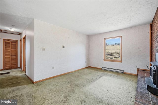 2863 CHRISTIAN CHURCH RD, Capon Bridge, WV 26711