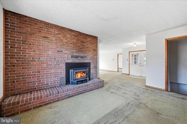 2863 CHRISTIAN CHURCH RD, Capon Bridge, WV 26711