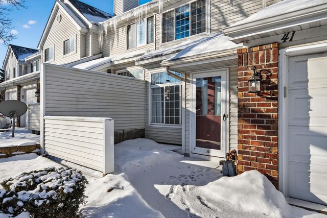 4255 Merrimac Lane N 41, Plymouth, MN 55446