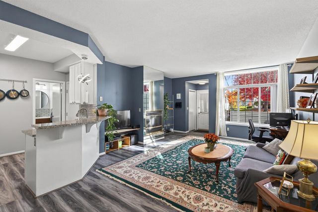 4255 Merrimac Lane N 41, Plymouth, MN 55446