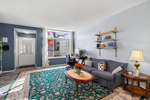 4255 Merrimac Lane N 41, Plymouth, MN 55446