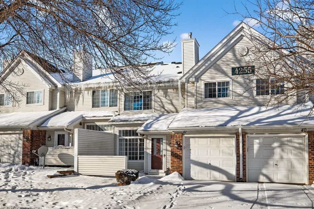 4255 Merrimac Lane N 41, Plymouth, MN 55446