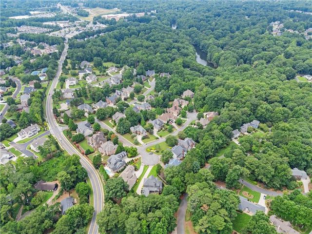 3322 Monceau Way, Roswell, GA 30075