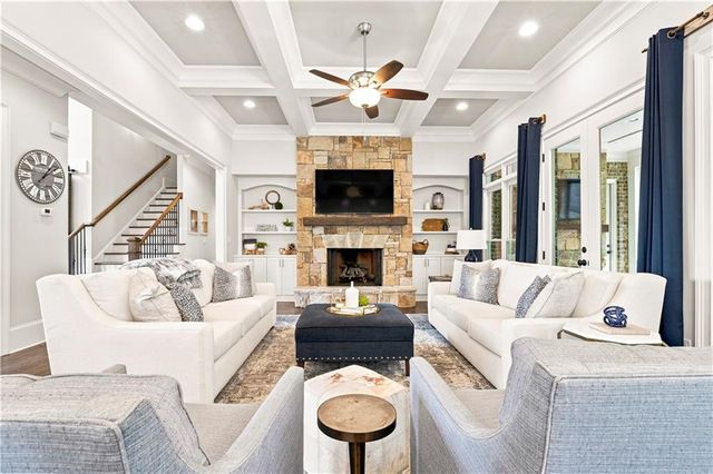 3322 Monceau Way, Roswell, GA 30075