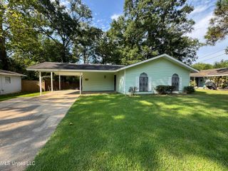 255 Camero Drive, Jackson, MS 39206