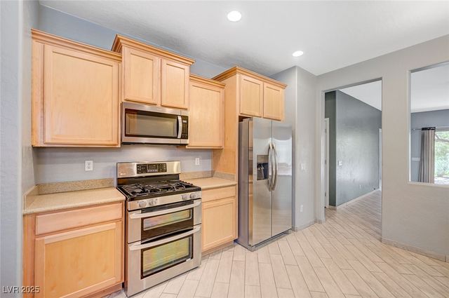 5977 Falconer Avenue, Las Vegas, NV 89122