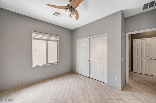 5977 Falconer Avenue, Las Vegas, NV 89122