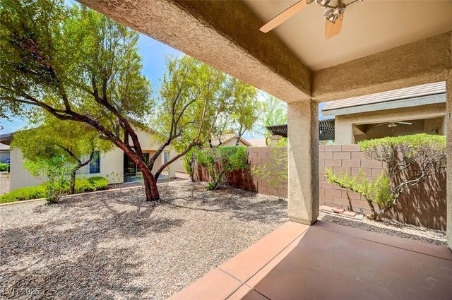 5977 Falconer Avenue, Las Vegas, NV 89122