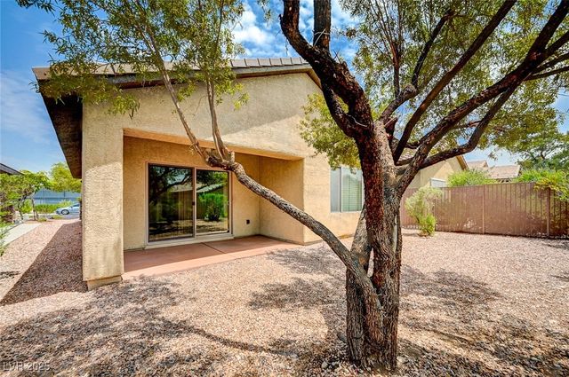 5977 Falconer Avenue, Las Vegas, NV 89122