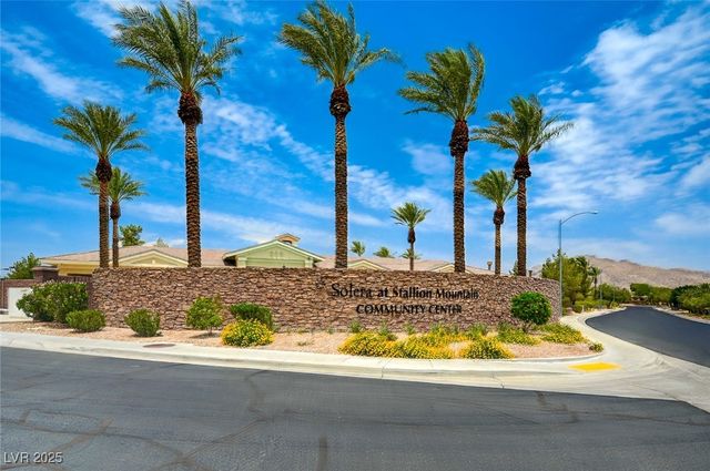 5977 Falconer Avenue, Las Vegas, NV 89122