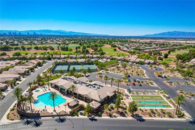 5977 Falconer Avenue, Las Vegas, NV 89122