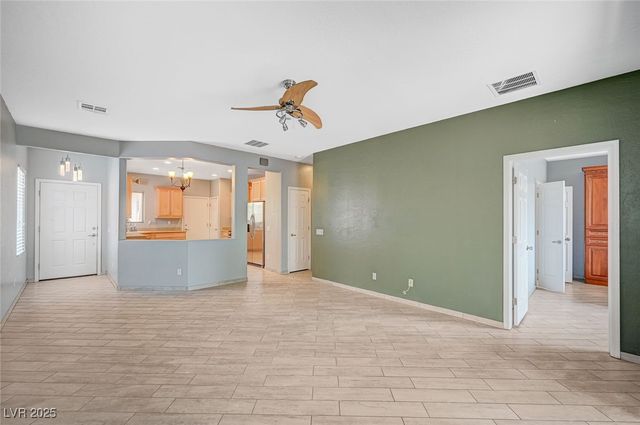 5977 Falconer Avenue, Las Vegas, NV 89122