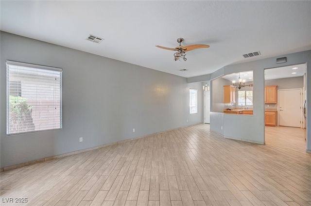 5977 Falconer Avenue, Las Vegas, NV 89122