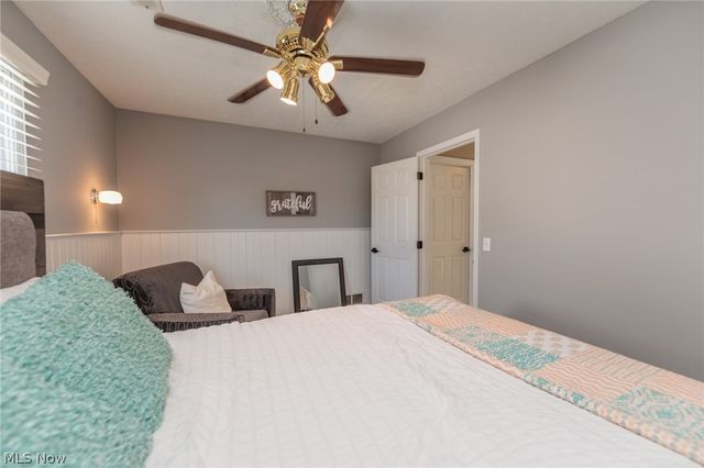 19687 Cross Creek Oval, Strongsville, OH 44136