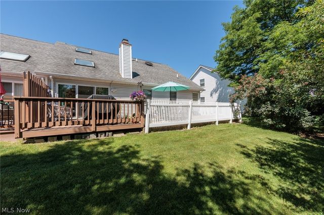 19687 Cross Creek Oval, Strongsville, OH 44136