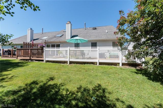 19687 Cross Creek Oval, Strongsville, OH 44136