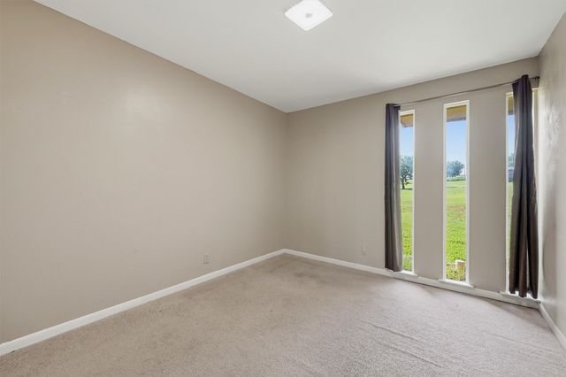 2011 W Houston Street, Sherman, TX 75092