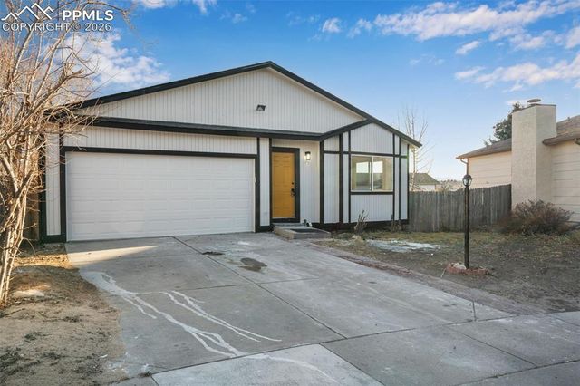 3865 Chinawood Court, Colorado Springs, CO 80918